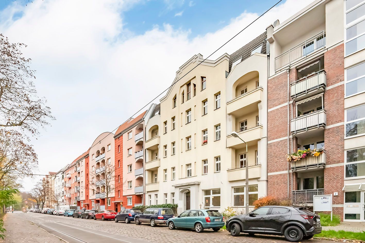 Vermietete Wohnung im gepflegten Altbau !