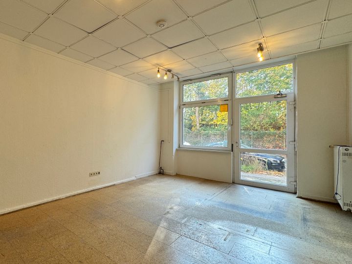 Provisionsfreie Erdgeschosswohnung mit eigener Terrasse und großem Keller !