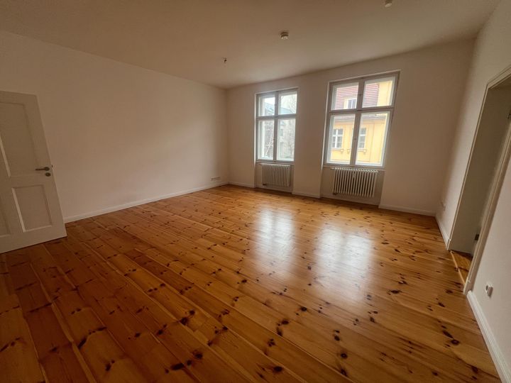 2-Raumwohnung im Altbau !