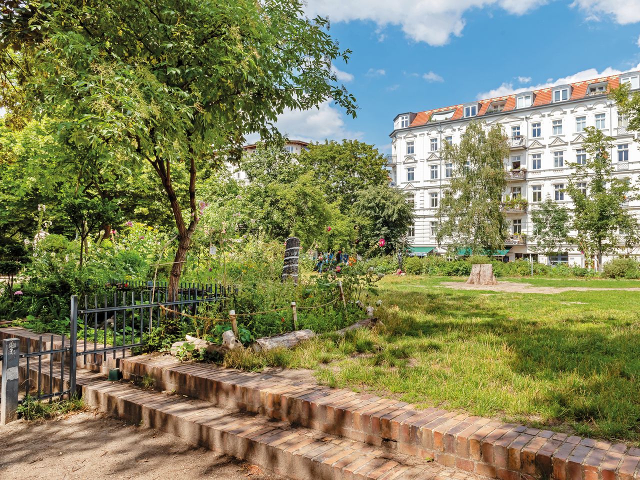 Lagefoto_Helmholtzplatz